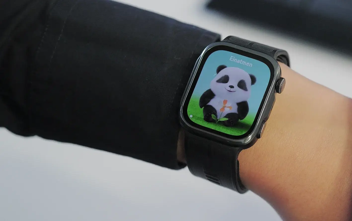 Atemübungen: Bewusstes Atmen hilft beim Stressabbau. Der animierte Panda unterstützt.
